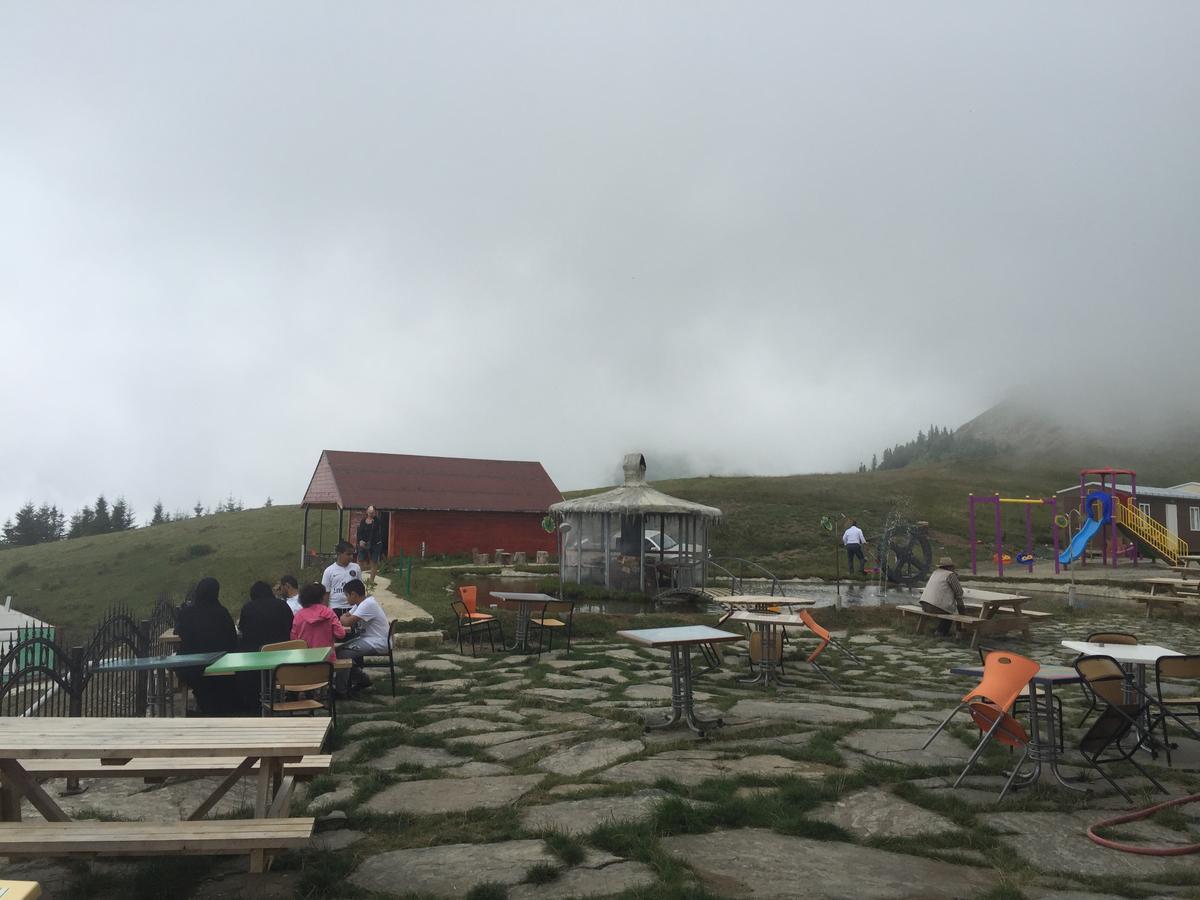 Aymeydani Hotel Caykara 外观 照片